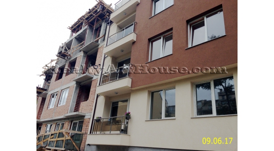 Двустан апартамент с хубава гледка