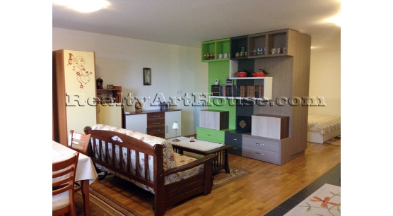 2-стаен обзаведен апартамент 