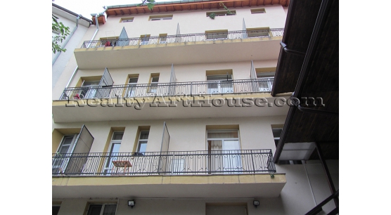 1-стаен апартамент (гарсониера) под наем, бул. Стефан Стамболов 