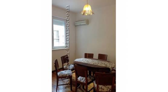 3-стаен апартамент/офис в центъра на София до снрада на Евро-Парламент.