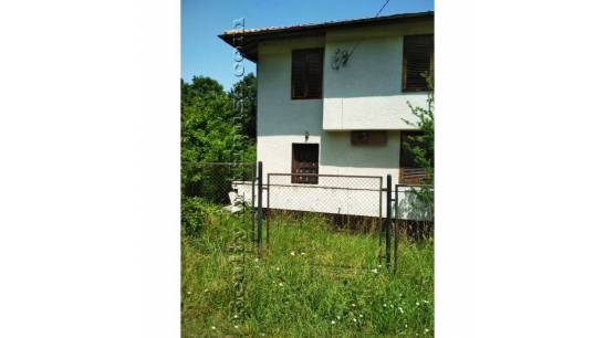 Къща в с. Планиница (Перник)