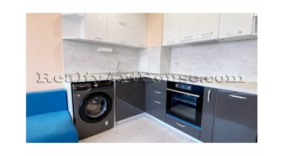 2-стаен апартамент с ново обзавеждане,  след основен ремонт, 7 минути до метростанция 