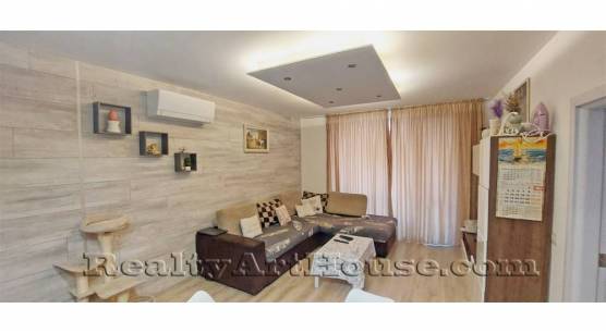 Двустаен обзаведен апартамент в нова тухлена сграда